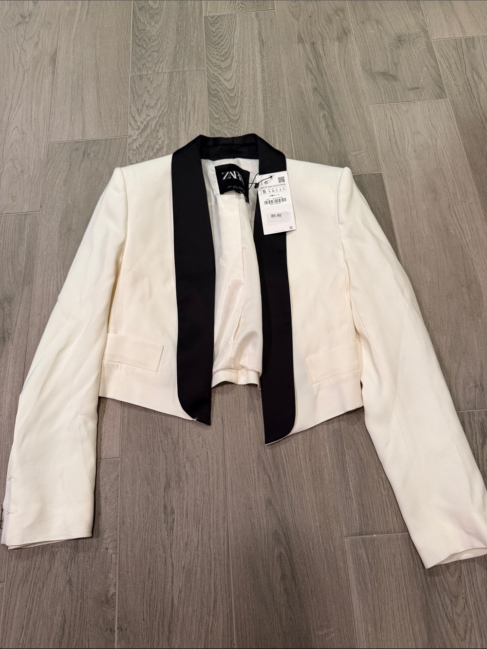 Zara Cream Cropped Blazer with Black Trim